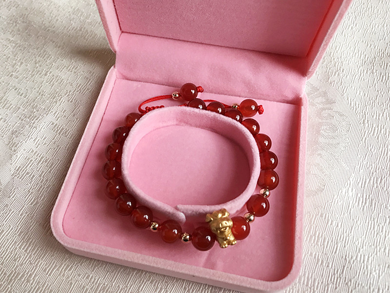 Red Agate Chinese Zodiac Charm Bracelet with Lucky Bag to Bring