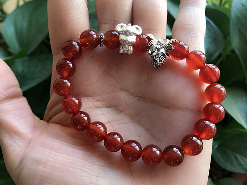 Feng Shui Handmade Chinese Zodiac Dog Red Agate Beaded Bracelet and a free  charm for good luck
