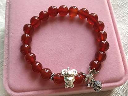 Picture of Red Agate Chinese Zodiac Charm Bracelet with Lucky Bag to Bring Good Luck in 2026