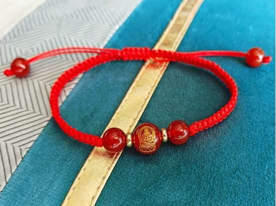 Picture of Red Agate Rope Braided Eight Guardian Zodiac Natal Buddha/Bodhisattva Amulet Bracelet